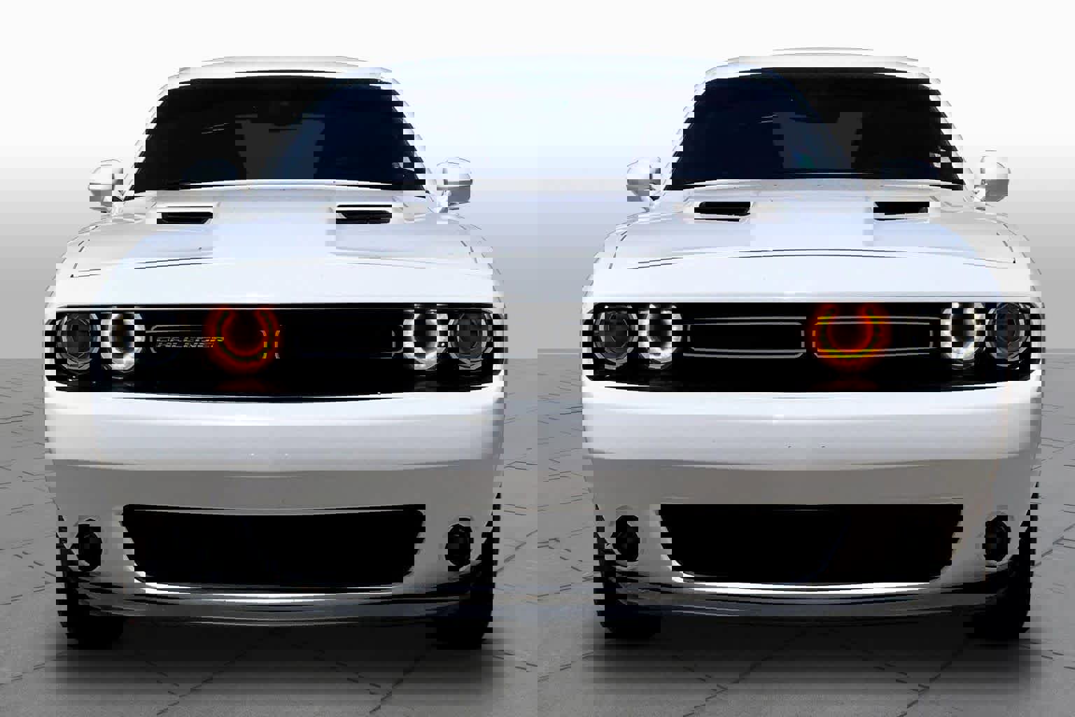 Used 2018 Dodge Challenger SXT Plus image 3