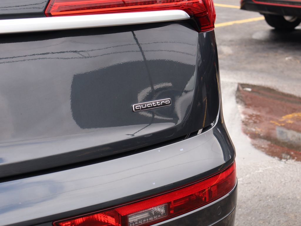 Used 2021 Audi Q5 2.0T Premium Plus w/ Premium Plus Package image 9