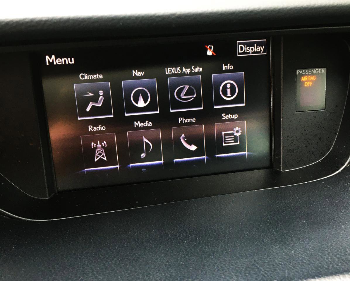 Used 2016 Lexus ES 350 w/ Luxury Package w/Wood Trim FWD image 29