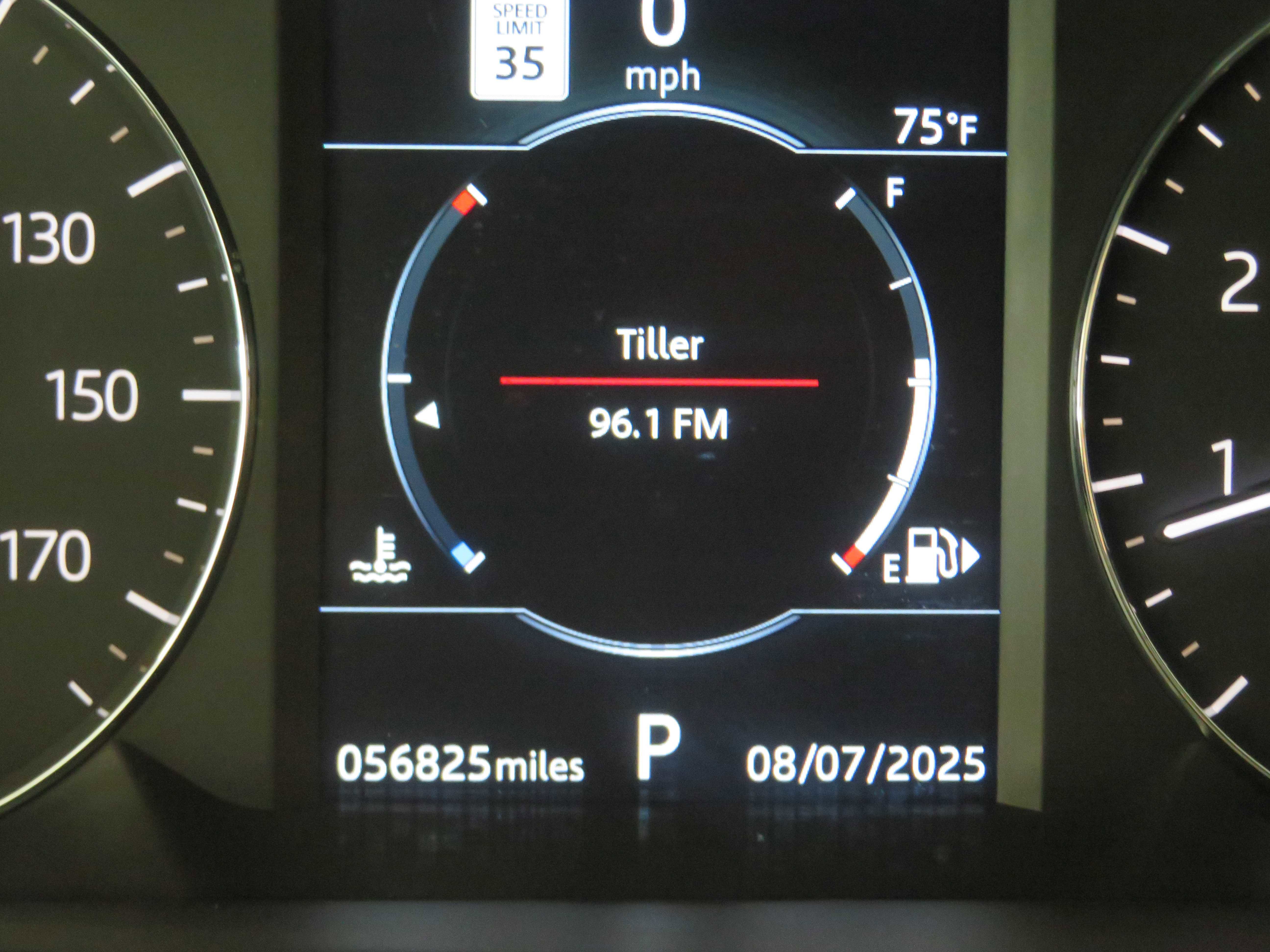 Used 2020 Land Rover Range Rover Evoque S image 32