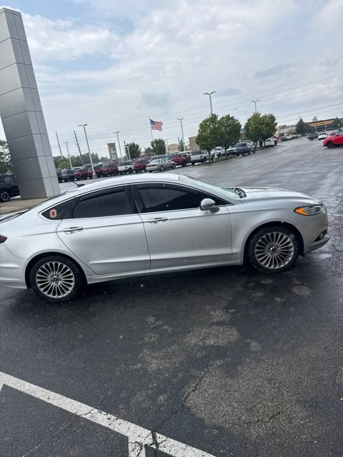 Used 2016 Ford Fusion Titanium FWD image 3