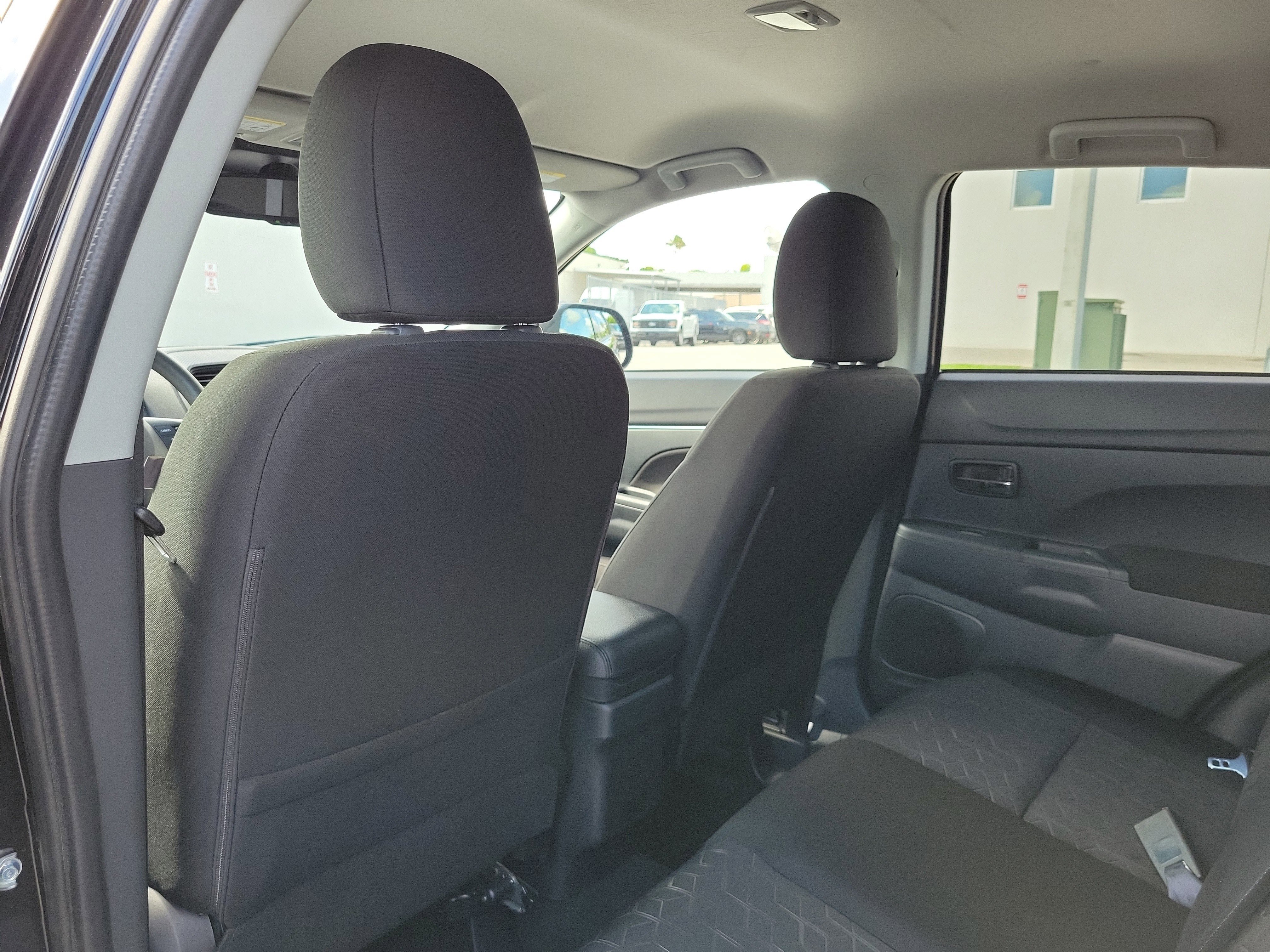 Used 2025 Mitsubishi Outlander Sport ES AWD/4WD image 14