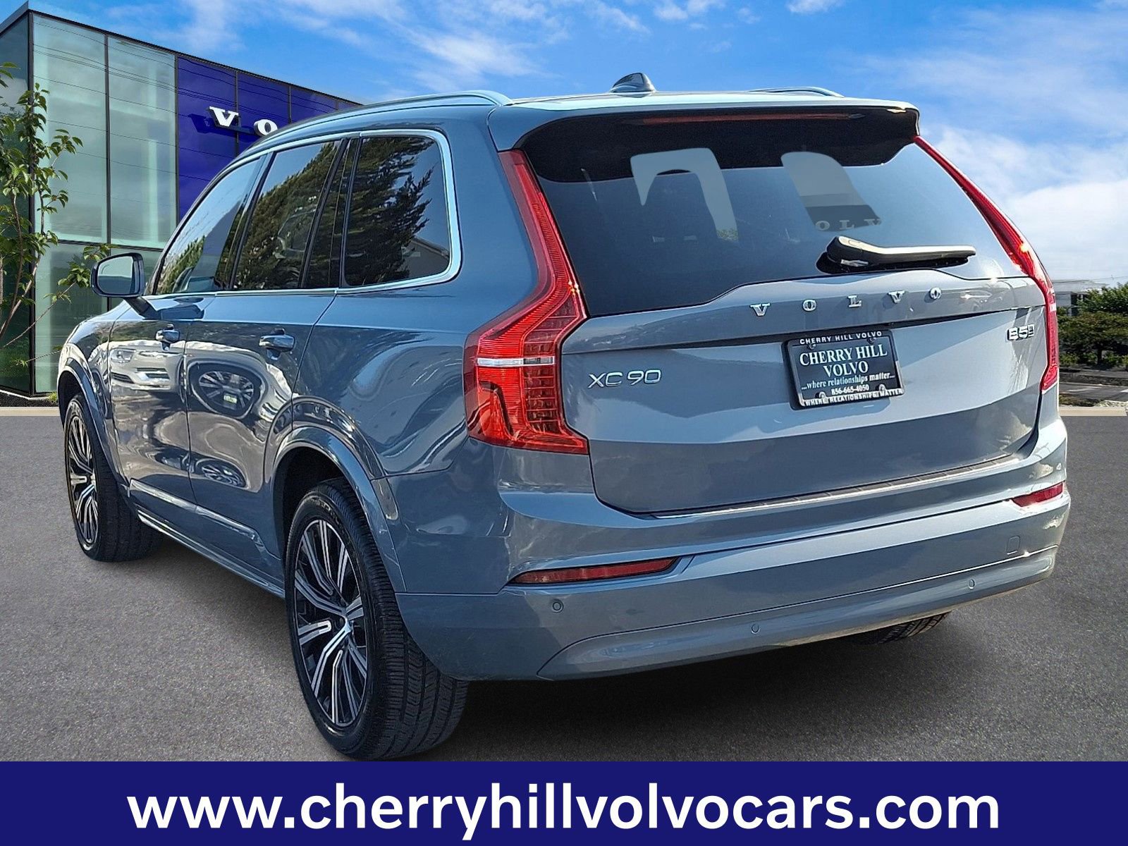 Certified 2023 Volvo XC90 B5 Core w/ Climate Package image 5