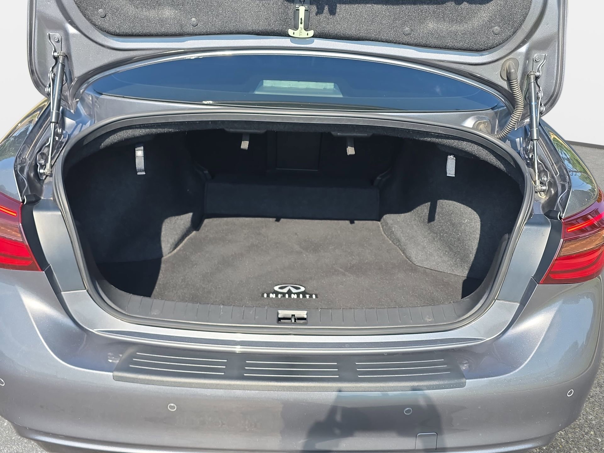 Certified 2022 INFINITI Q50 Luxe w/ Cargo Package AWD/4WD image 12