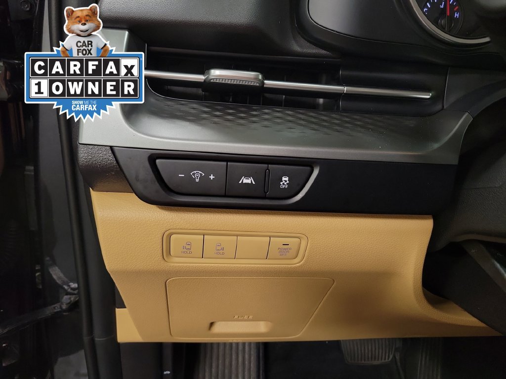 Used 2022 Kia Carnival LX FWD image 28