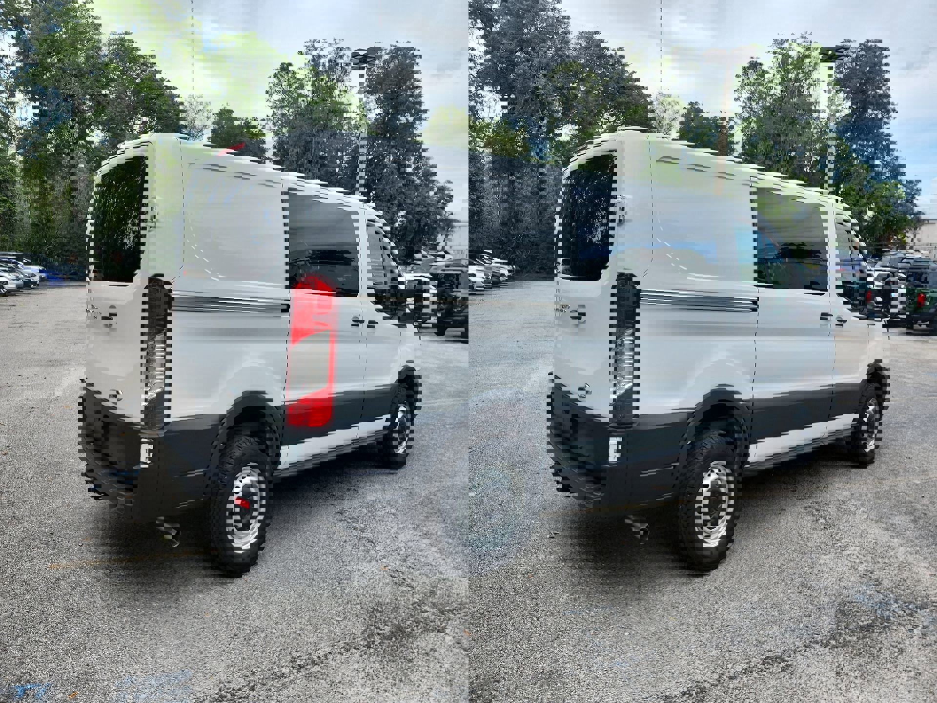 Used 2024 Ford Transit 250 Low Roof image 5