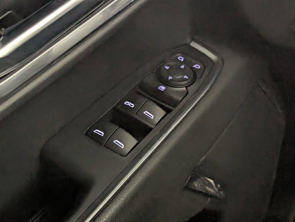 Used 2023 GMC Sierra 1500 Elevation image 15