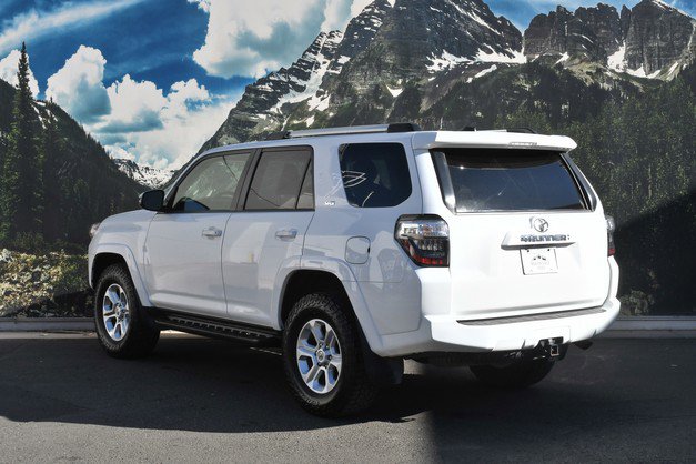 Certified 2021 Toyota 4Runner SR5 Premium image 9