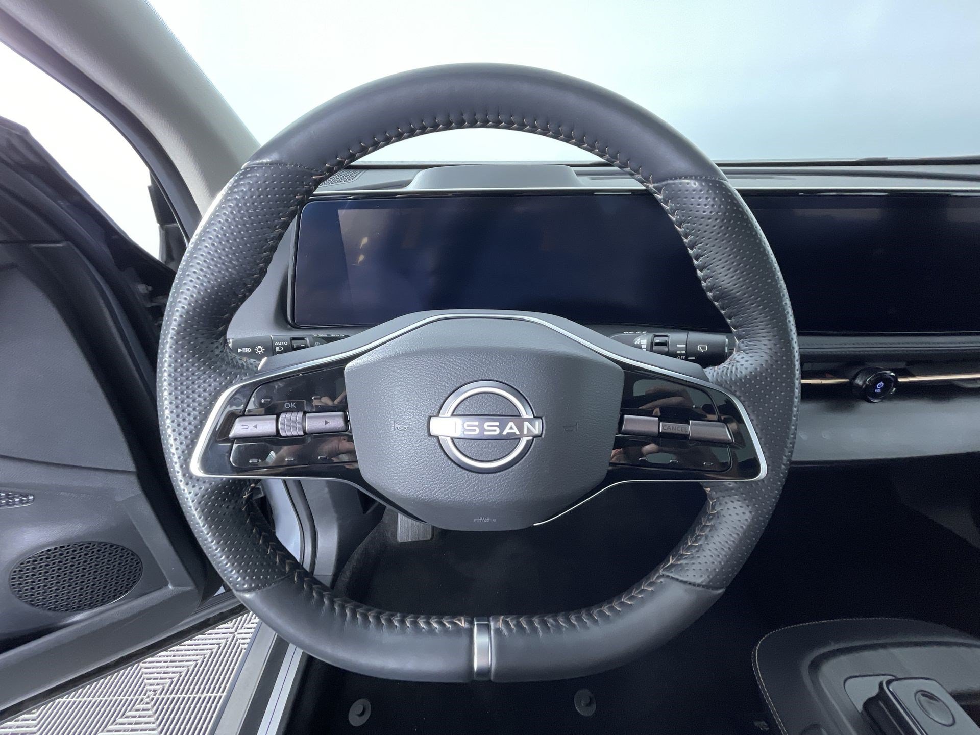 Certified 2024 Nissan Ariya AWD image 16