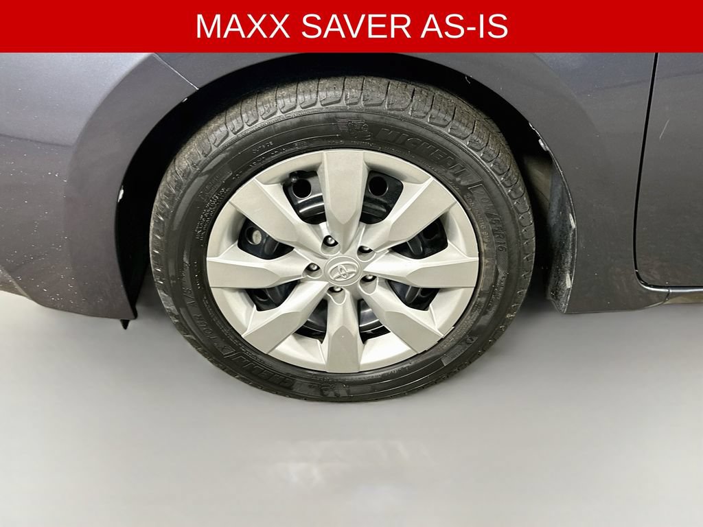 Used 2015 Toyota Corolla LE FWD image 8
