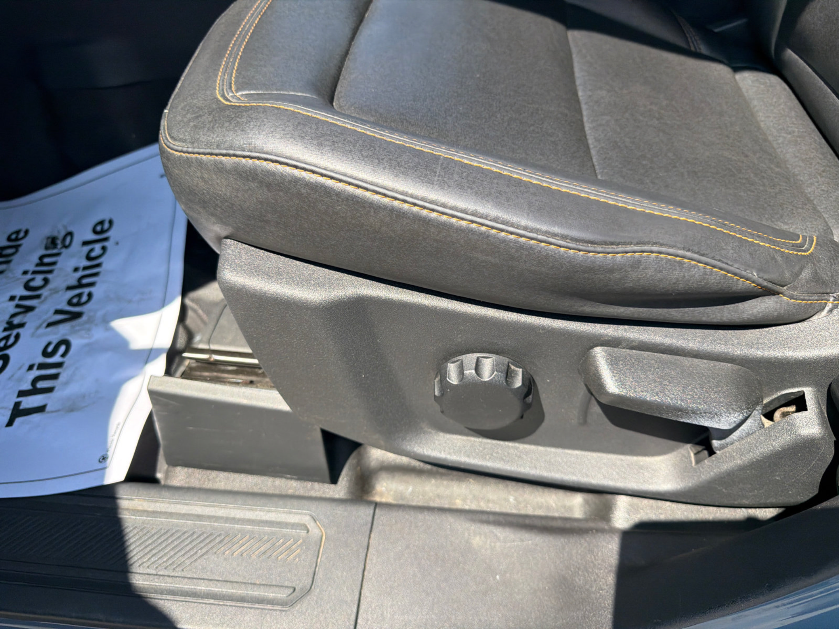 Used 2023 Ford Bronco Badlands AWD/4WD image 18