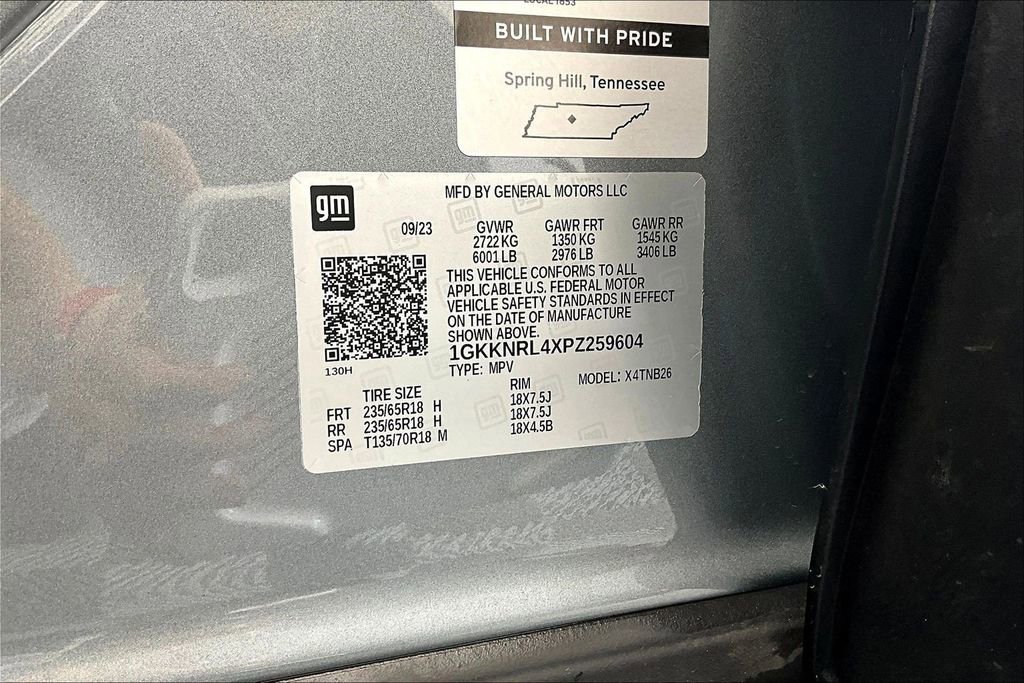 Used 2023 GMC Acadia SLE w/ Driver Convenience Package image 36