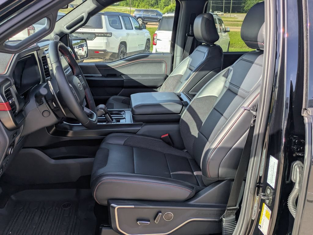 Used 2025 Ford F150 Raptor AWD/4WD image 8