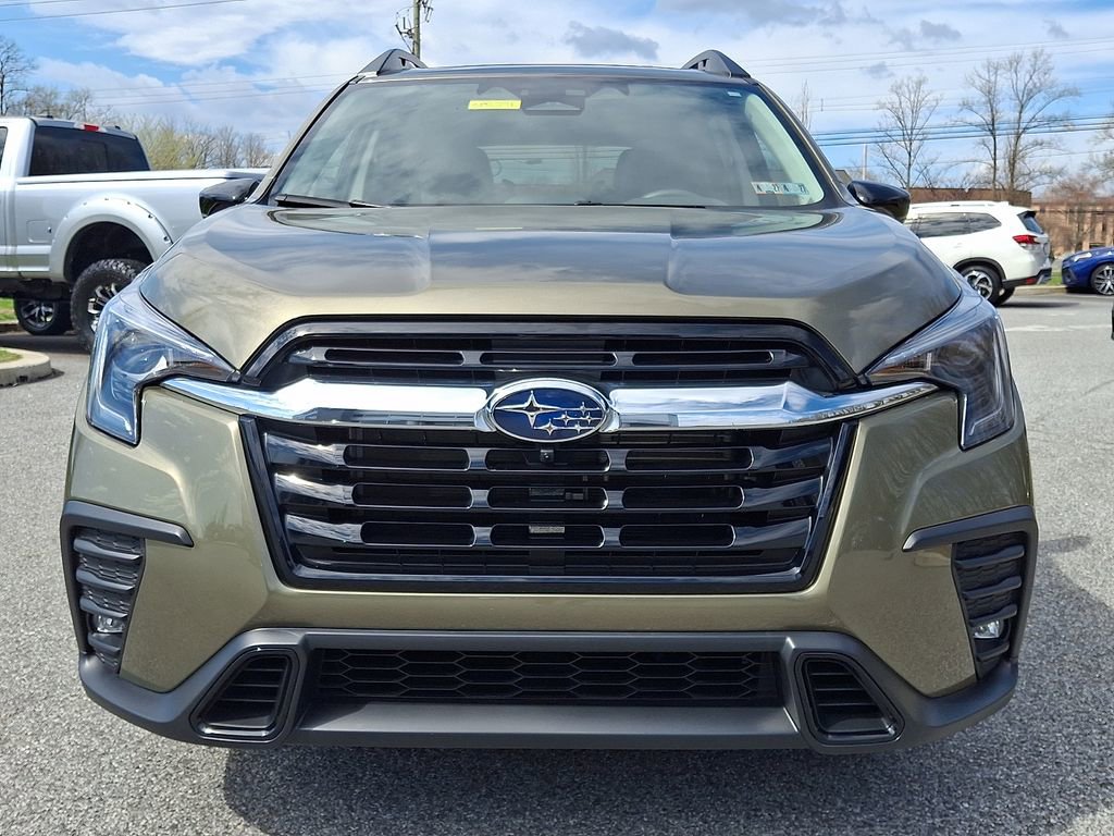 Certified 2025 Subaru Ascent Limited image 3