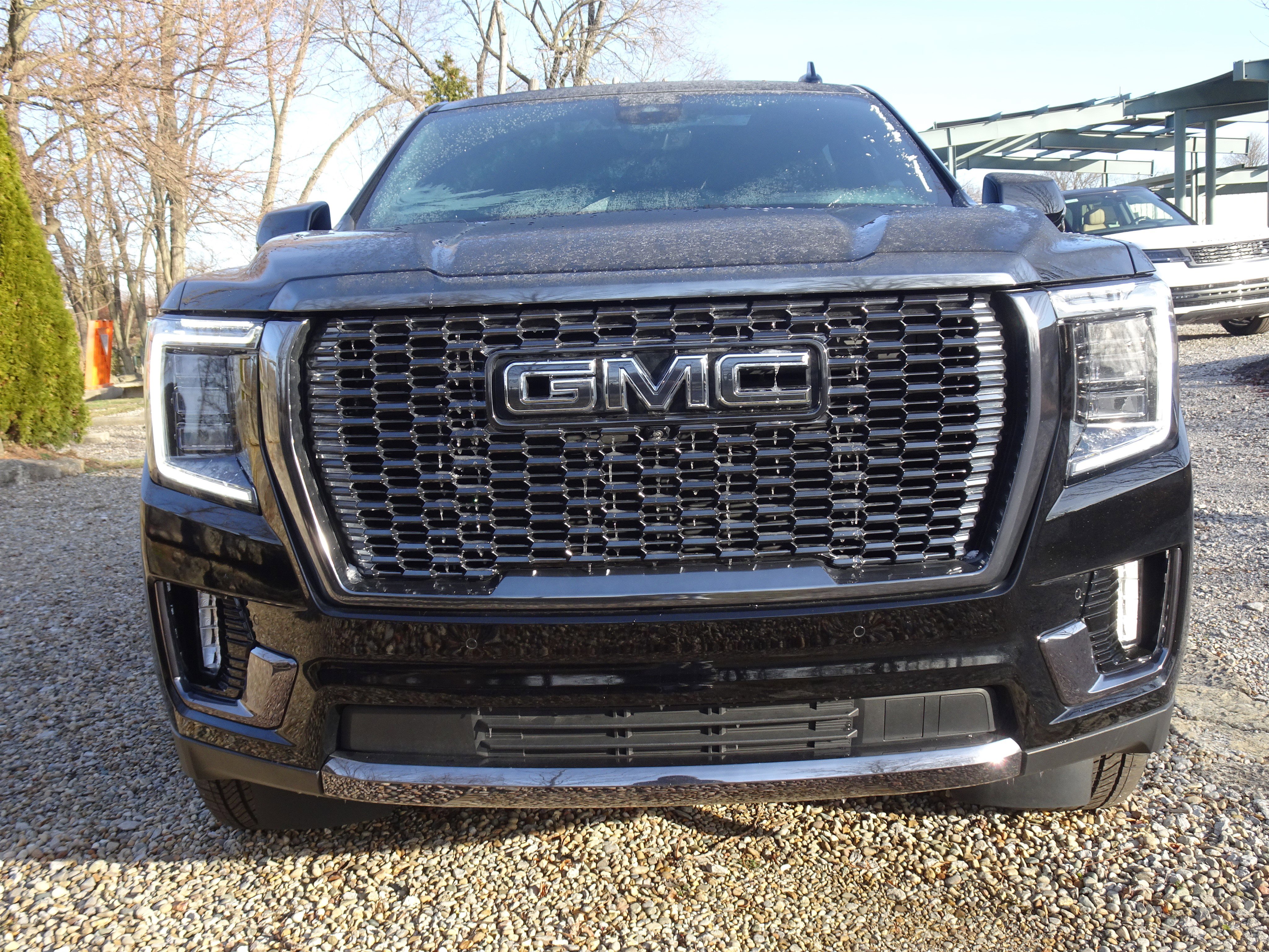 Used 2023 GMC Yukon XL Denali Ultimate image 12