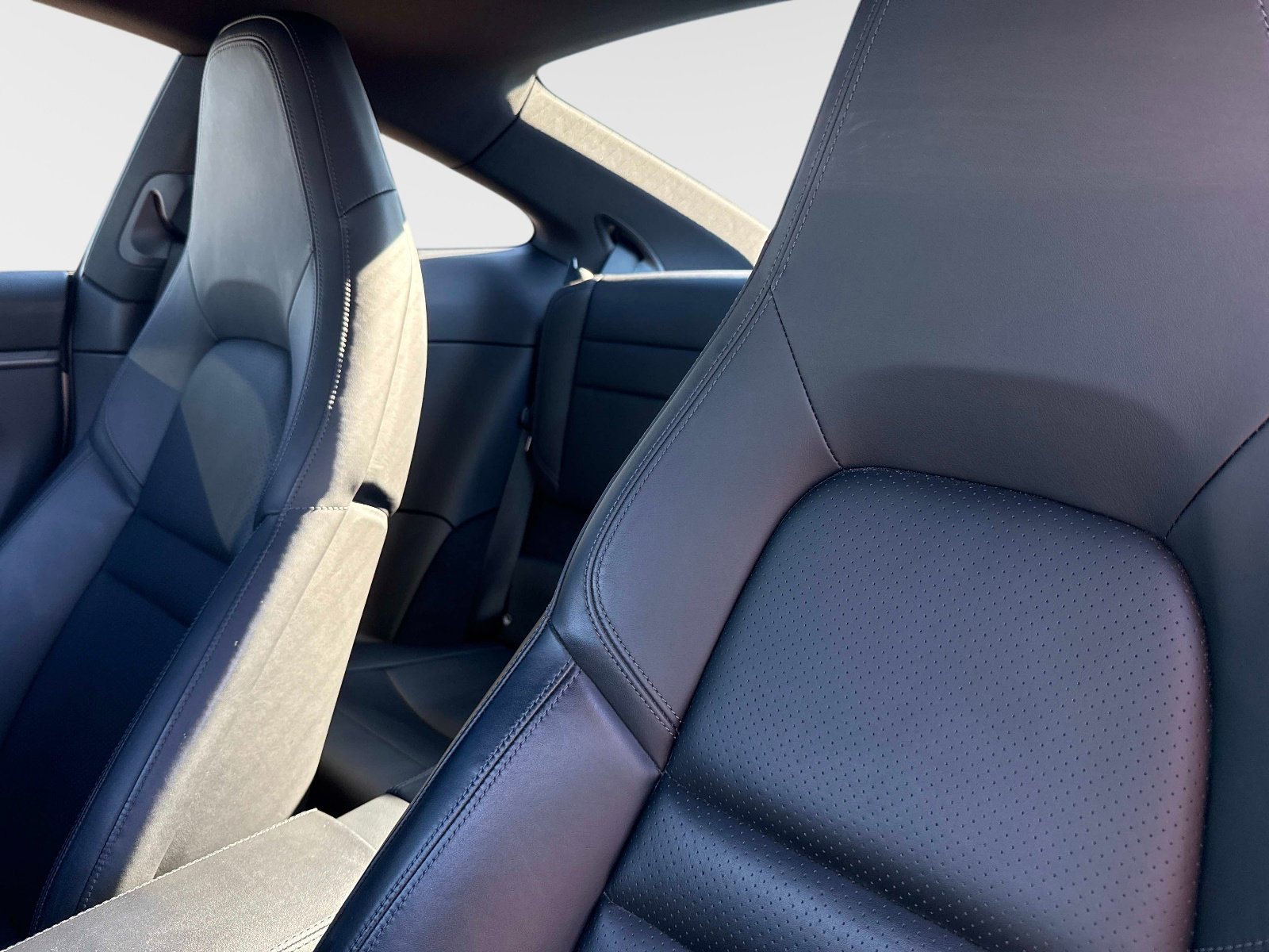 Used 2020 Porsche 911 Carrera S image 17