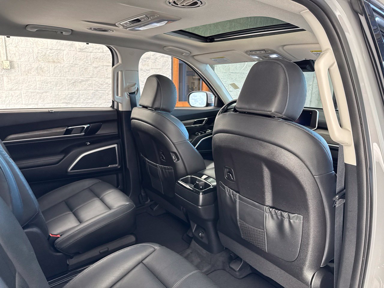 Used 2021 Kia Telluride EX w/ EX Premium Package AWD/4WD image 47