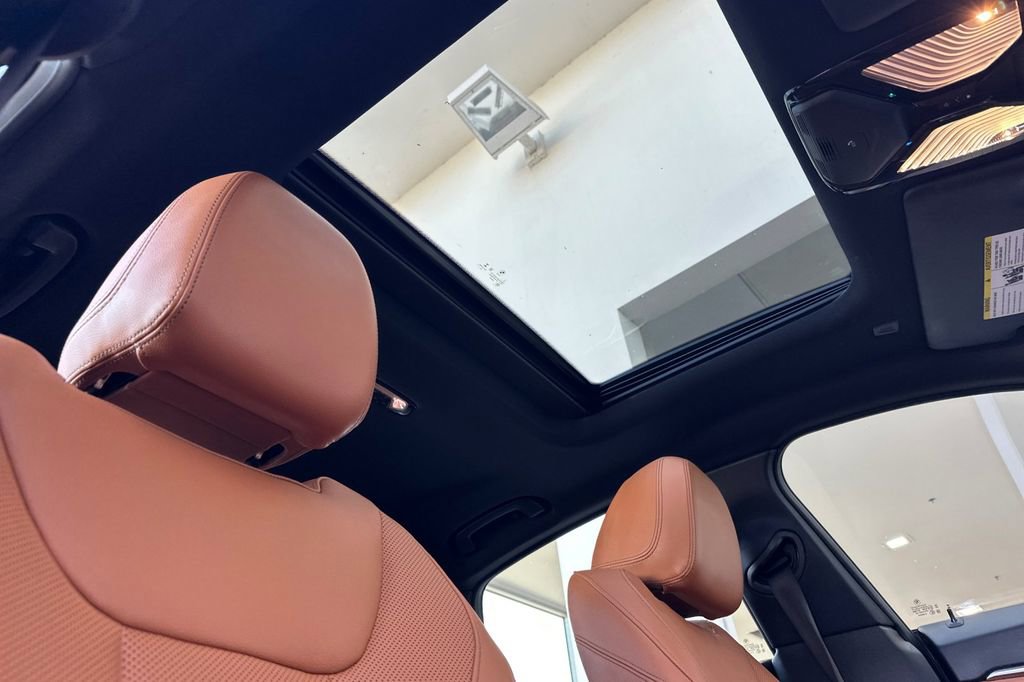 Used 2023 BMW i4 eDrive35 w/ Premium Package image 17