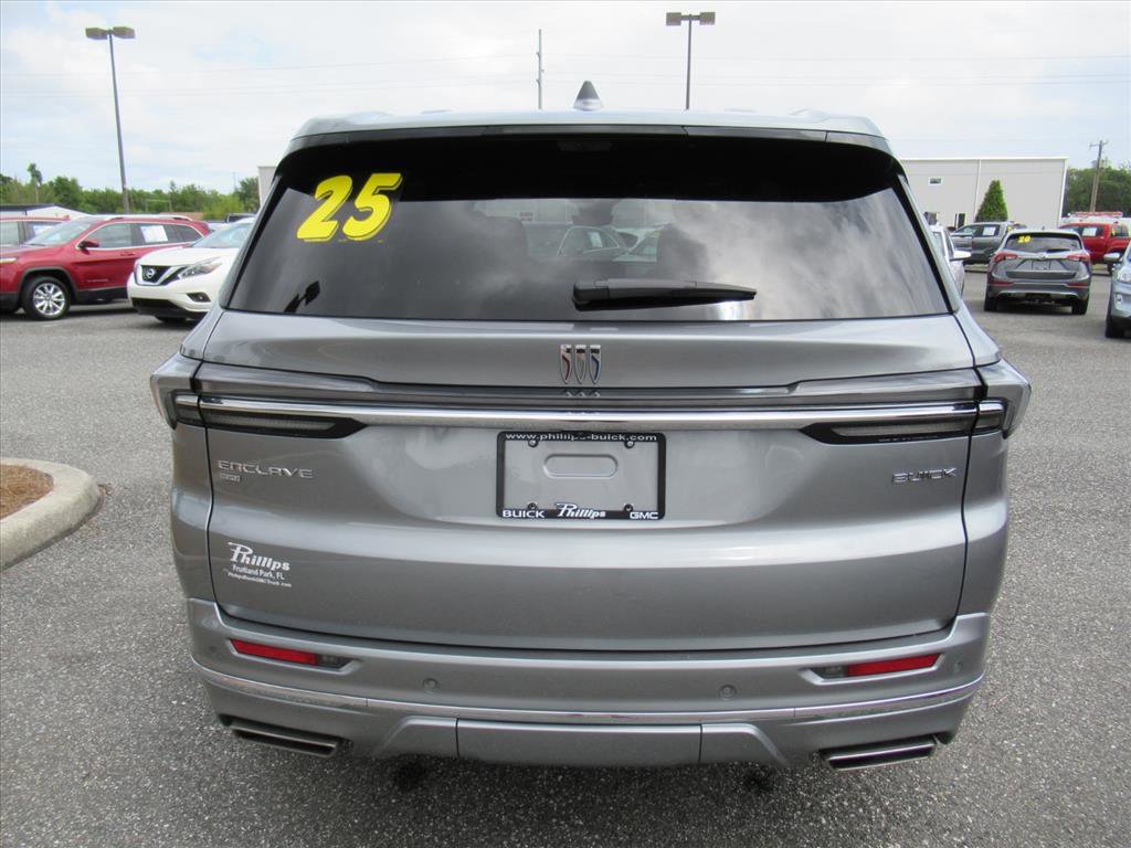 Used 2025 Buick Enclave Avenir w/ Super Cruise Package AWD/4WD image 6