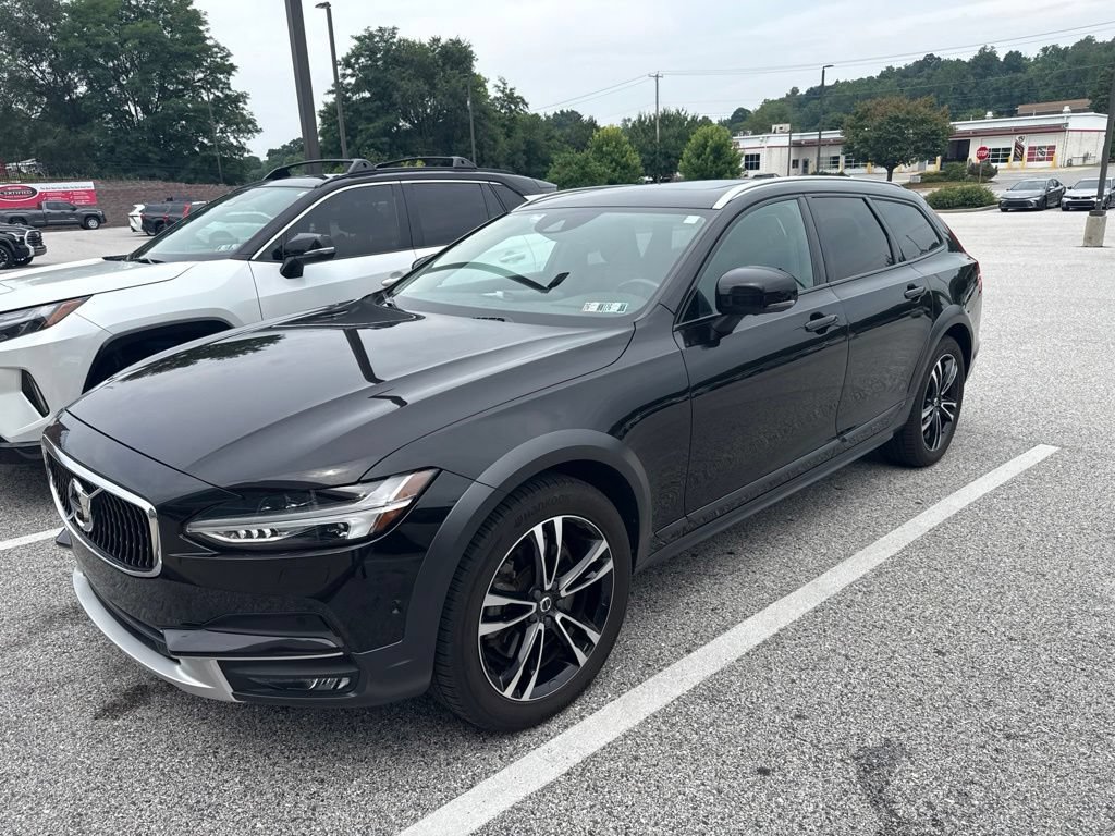Used 2018 Volvo V90 T5 Cross Country w/ Convenience Package AWD/4WD image 2