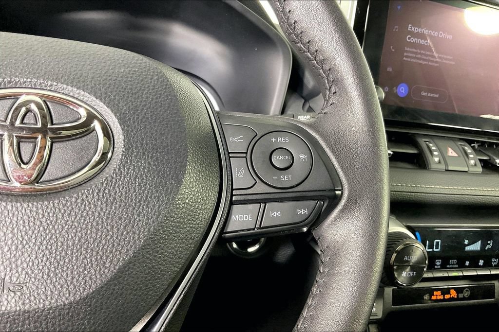 Used 2024 Toyota RAV4 XLE Premium FWD image 24
