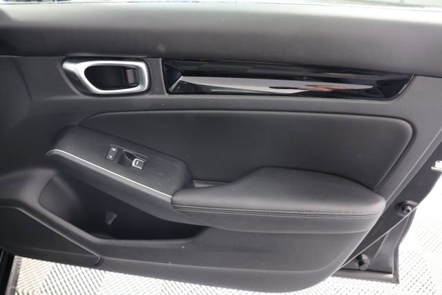 Used 2024 Honda Civic Touring image 29