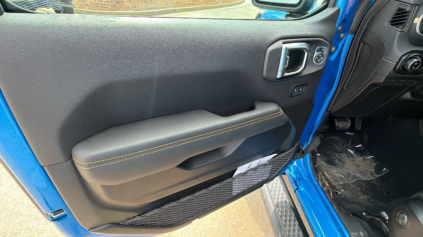 New 2026 Jeep Gladiator Sport image 14