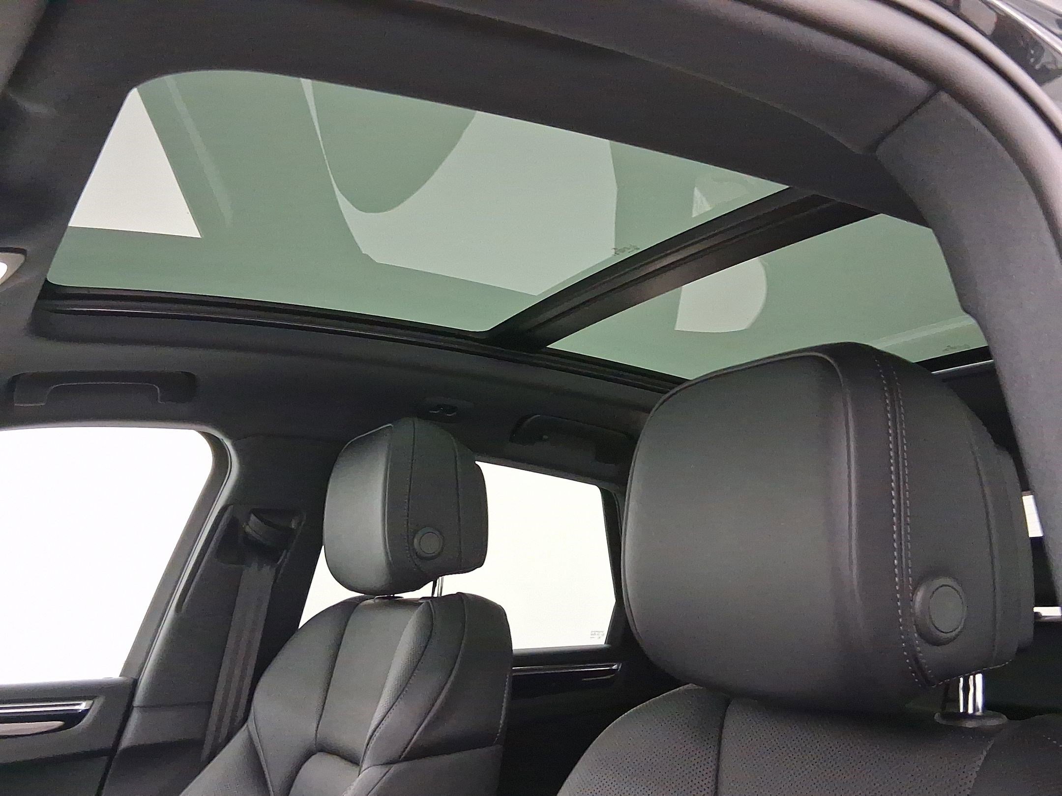 Used 2026 Porsche Macan image 14