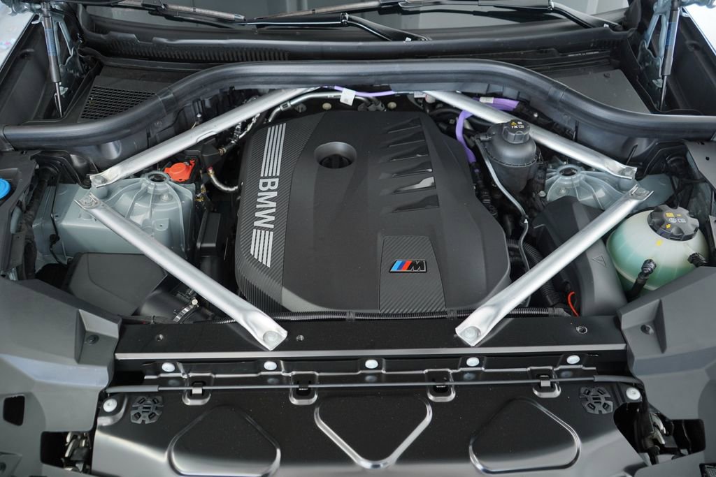 New 2026 BMW X6 xDrive40i w/ Climate Comfort Package image 20