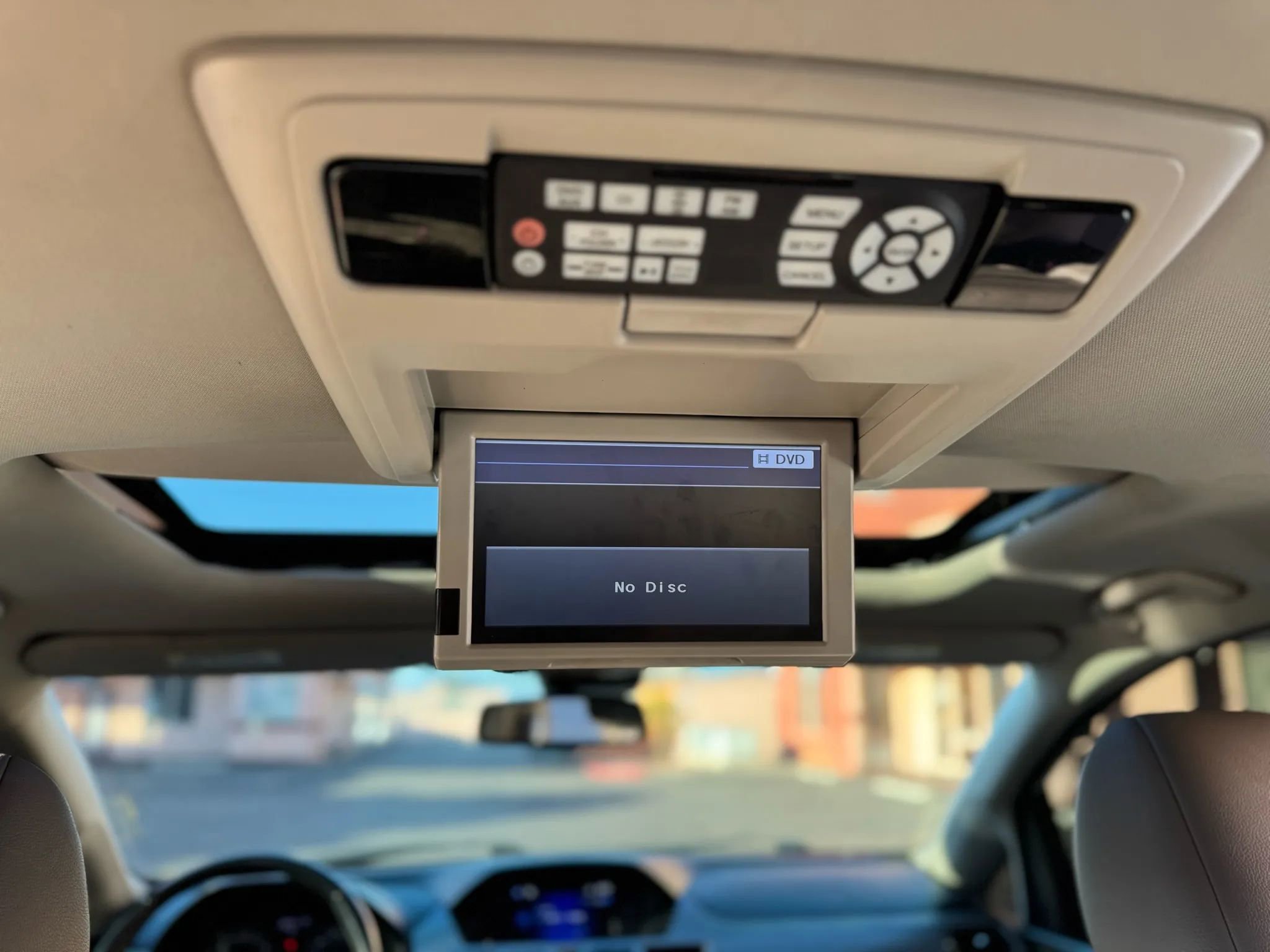 Used 2017 Honda Odyssey EX-L image 18