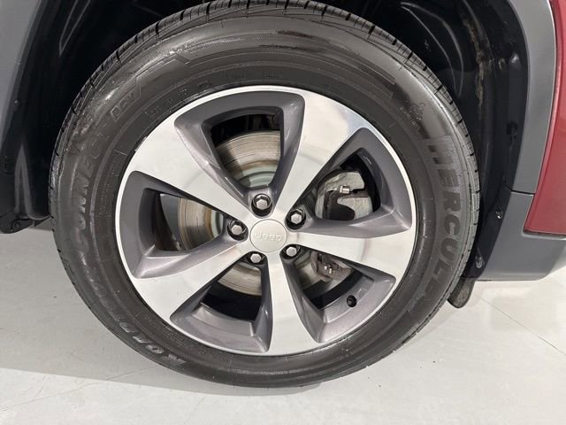 Used 2019 Jeep Cherokee Limited w/ Trailer Tow Group image 15