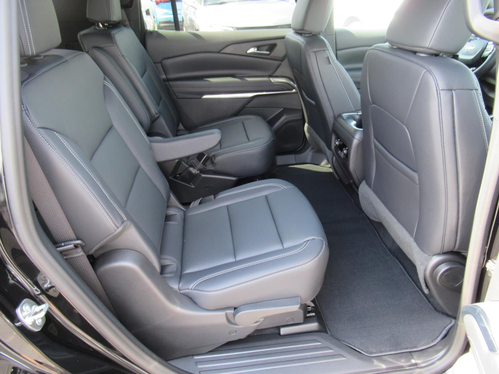 New 2027 Chevrolet Traverse LT FWD image 27