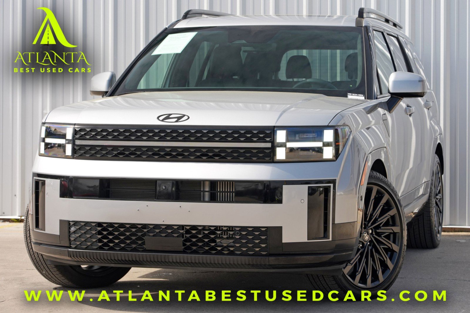 Used 2025 Hyundai Santa Fe Calligraphy image 1