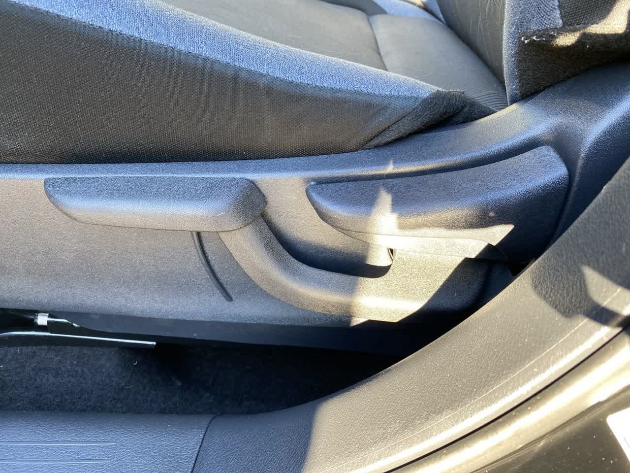 Used 2024 Nissan Versa SV FWD image 13
