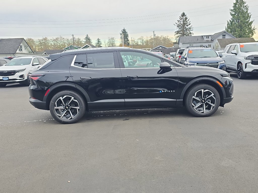 New 2026 Chevrolet Equinox EV LT image 7