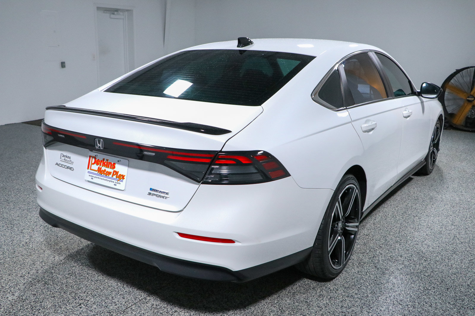 Used 2023 Honda Accord Sport image 7