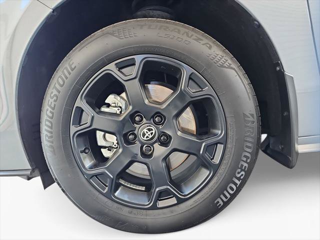 Certified 2025 Toyota Sienna XLE Woodland Edition AWD/4WD image 24