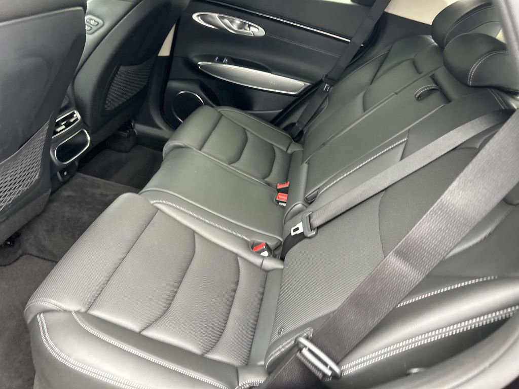 Used 2024 Genesis GV70 2.5T w/ Select Package image 22