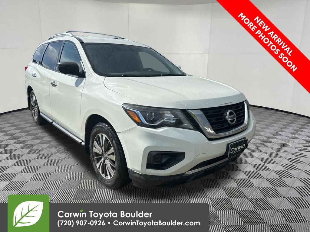 Used 2017 Nissan Pathfinder S