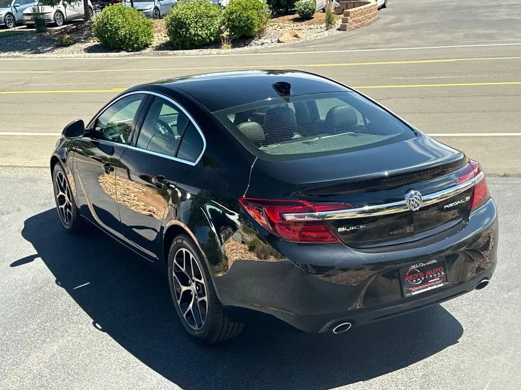 Used 2017 Buick Regal Sport Touring FWD image 49