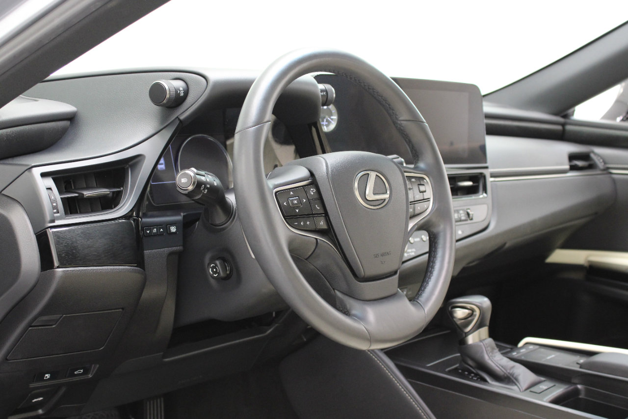Used 2022 Lexus ES 350 w/ Premium Package image 31