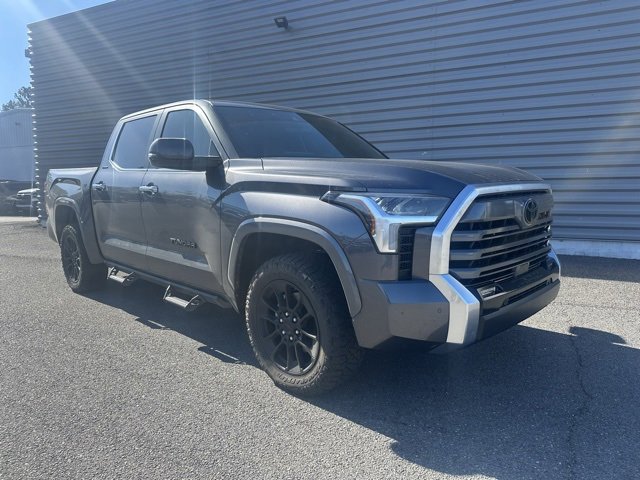 Used 2025 Toyota Tundra Limited image 2