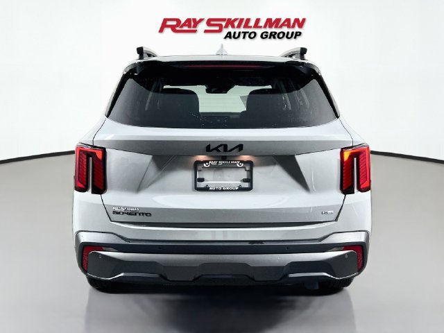 Used 2025 Kia Sorento SX AWD/4WD image 6