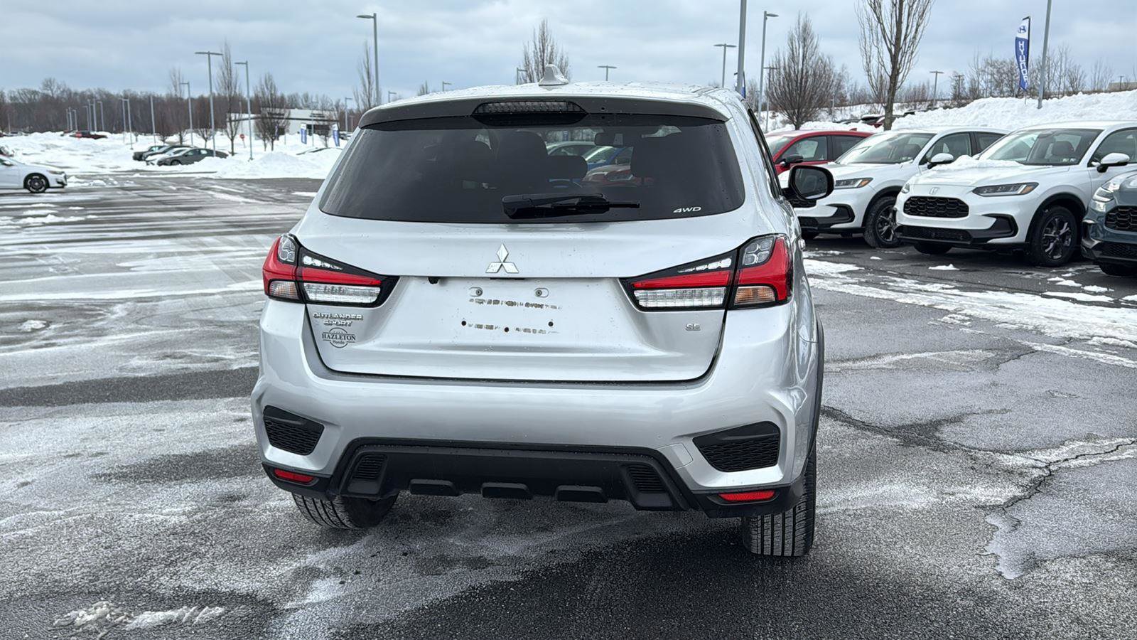 Used 2024 Mitsubishi Outlander Sport SE image 7