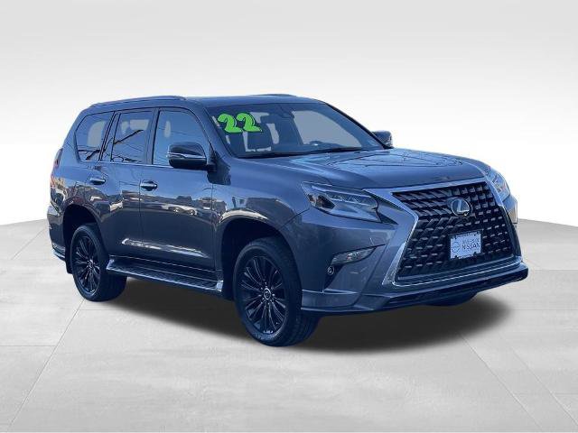 Used 2022 Lexus GX 460 Premium w/ Accessory Package image 3
