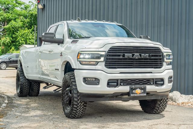 Used 2020 RAM 3500 Laramie w/ Night Edition AWD/4WD image 8
