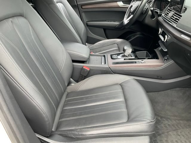 Used 2021 Audi Q5 2.0T Premium Plus w/ Premium Plus Package AWD/4WD image 22