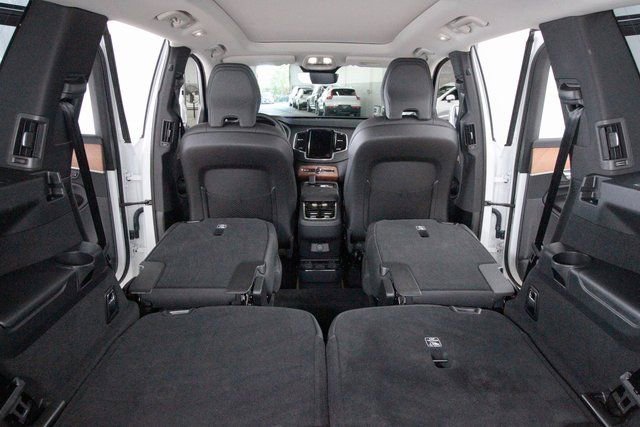 Used 2025 Volvo XC90 B6 Plus w/ Protection Package Premier image 41