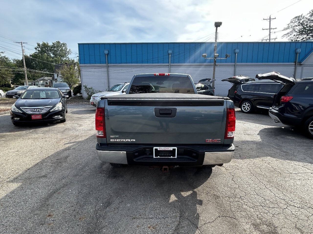 Used 2012 GMC Sierra 1500 SL w/ LPO, On The Job Package AWD/4WD image 11