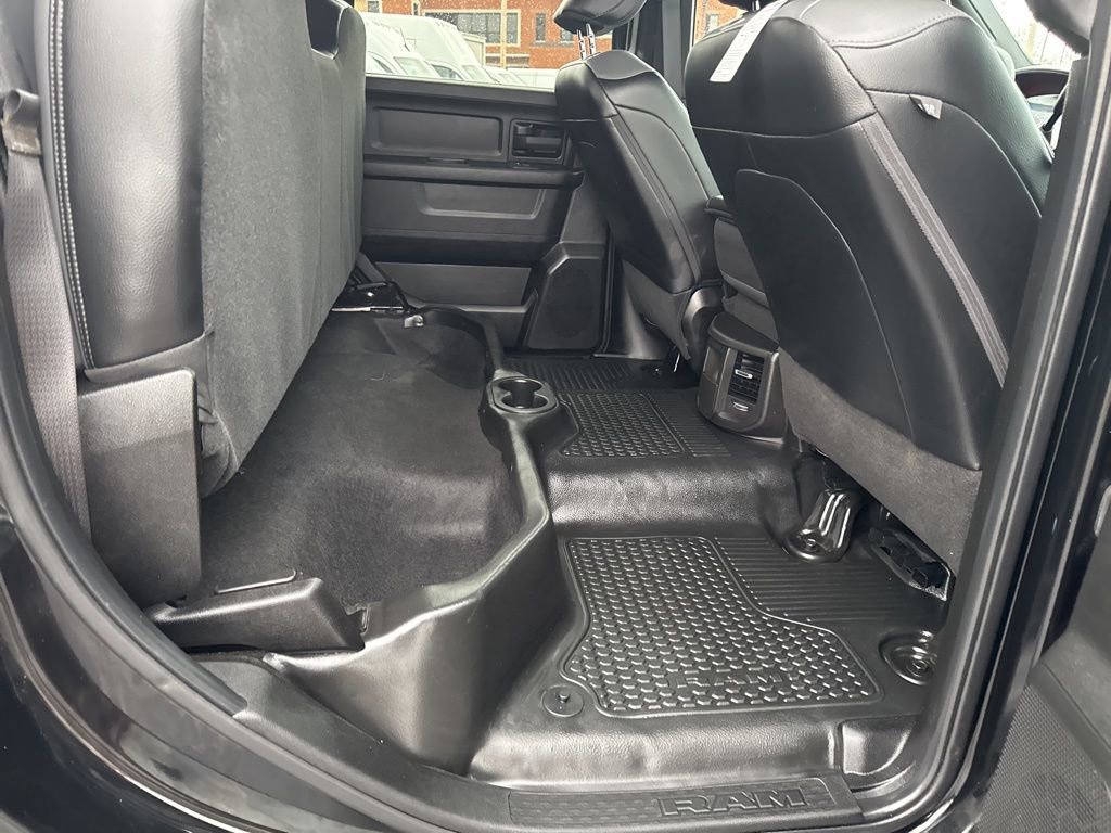 Used 2025 RAM 2500 Tradesman w/ Chrome Appearance Group image 33